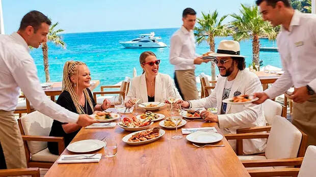 Собчак как символ: "Сверхграждане" в России есть. Им всё можно?