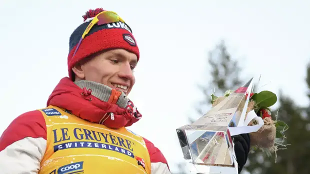 Большунов победил в гонке на 15 км в рамках этапа КМ в Ново-Место