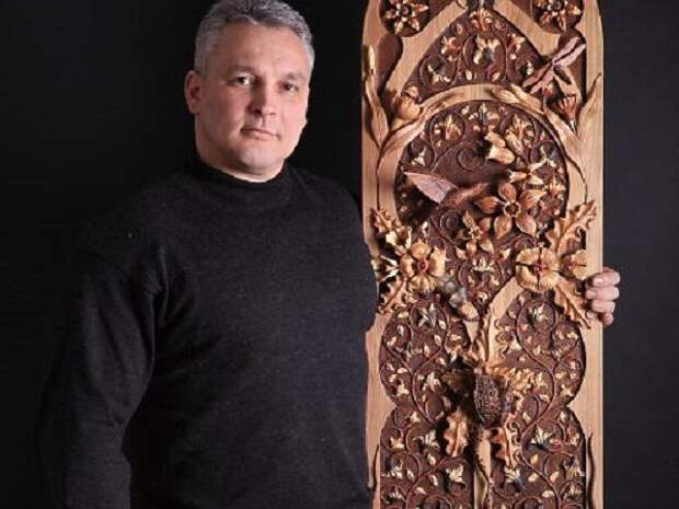 Живое дерево: этот мастер изобрел собственную технику резьбы и создает мозаики, не имеющие аналогов в мире