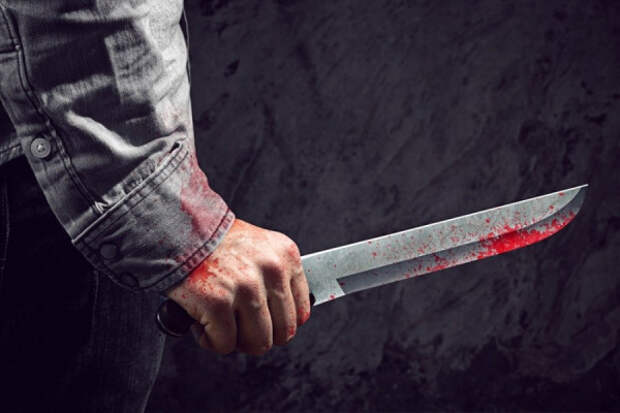 Пассажир крымского поезда напал с ножом на своих попутчиков