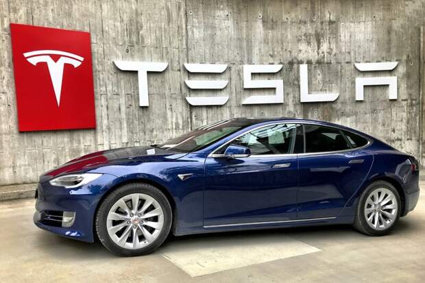 Tesla получила разрешение на тестирование полноценного автопилота в Шанхае