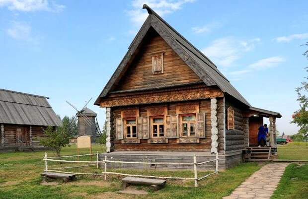 Русская изба, Владимирская область, 2-я половина 19 века. /Фото: wikipedia.org