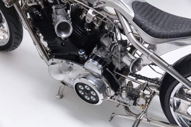 Zillers Garage: кастом с мотором Vincent Lightning