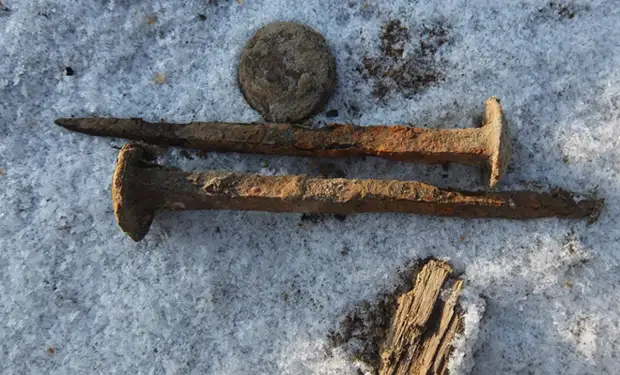 Пятиметровый слой вечной мерзлоты растаял и обнажил остов древнего корабля: видео