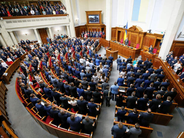 Эксперты МВФ разработали три сценария развития событий на Украине