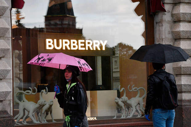 Burberry продлил права на три товарных знака в России на 10 лет