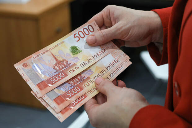 Мошенники под видом начальства убедили москвича перевести 41 млн рублей