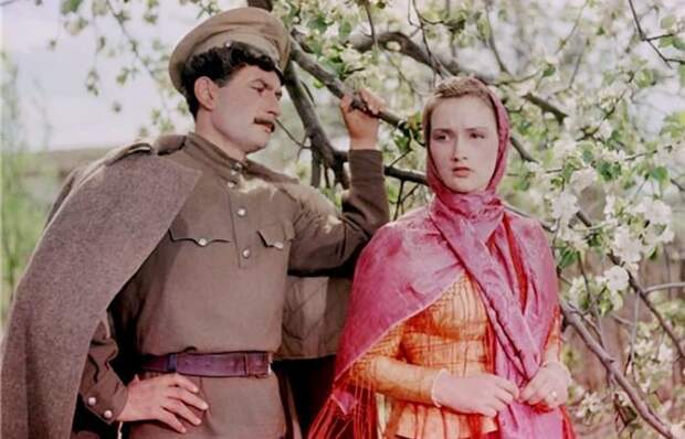 Кадр из фильма *Тихий Дон*, 1957 | Фото: kino-teatr.ru Кадр из фильма *Тихий Дон*, 1957 | Фото: kino-teatr.ru