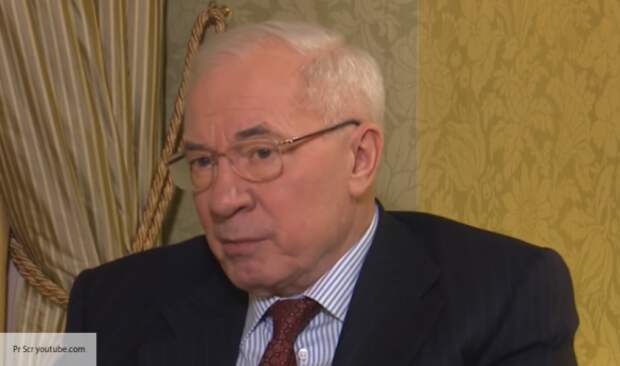 Азаров рассказал, как Россия спасет украинцев от нищеты