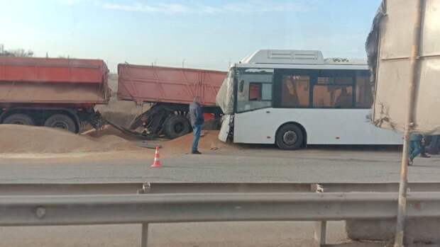 Масштабная авария в Крыму. Погибли люди