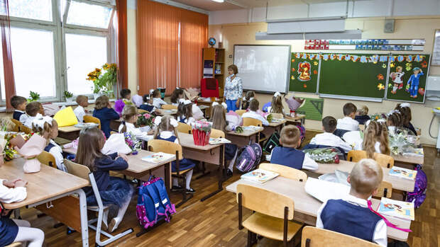 Кравцов: в российских школах проведут тренировки по безопасности