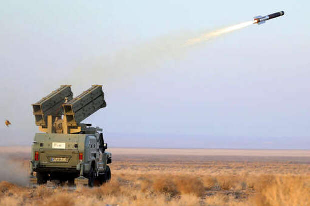 Иран нанес удар по американской военной базе в Бахрейне