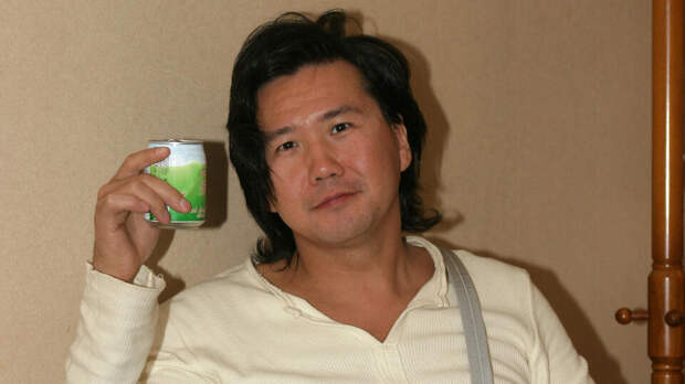 Экс-участника группы A’Studio Садвакасова задержали за пьяную езду