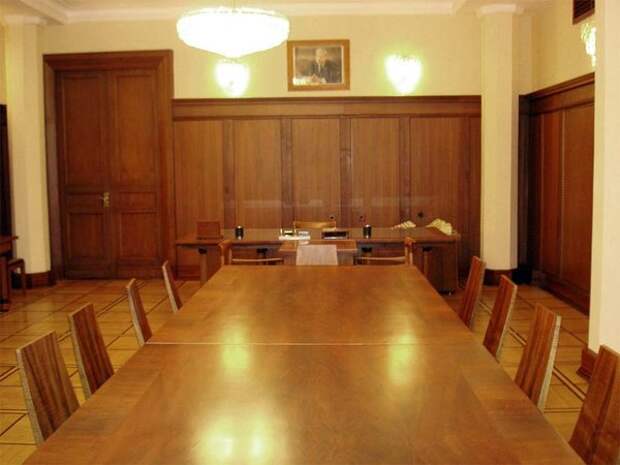 Кабинет Ю.В.Андропова в центральном здании КГБ СССР.