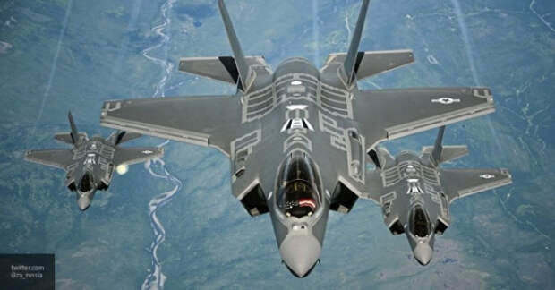 Неизбежная катастрофа США: отказ от F-35 уничтожит ВМФ страны