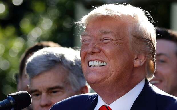«Это ошеломило»: В США забили тревогу после внезапного решения Трампа