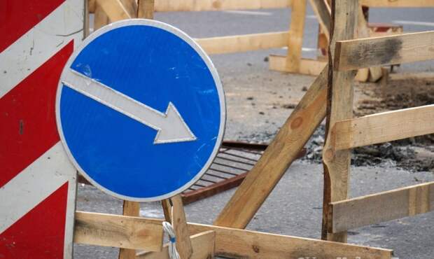 Екатеринбургские дорожники "вскрыли" улицу Малышева Екатеринбургские дорожники "вскрыли" улицу Малышева