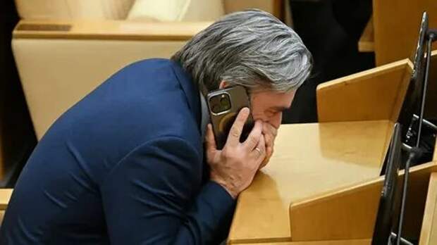 Выгнали из ЛДПР за хайпожорство