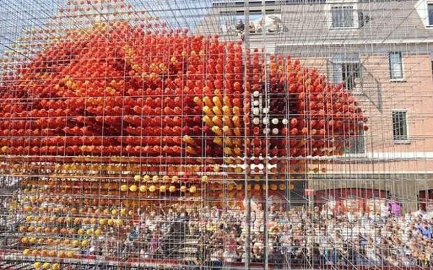 Скульптуры из цветов на параде Bloemencorso Zundert (21 фото)