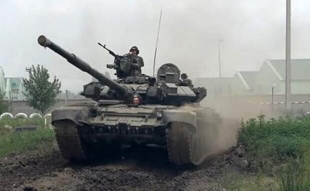 На фото: танк Т-90М