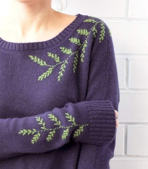 Как превратить свитер в дизайнерскую вещь при помощи вышивки