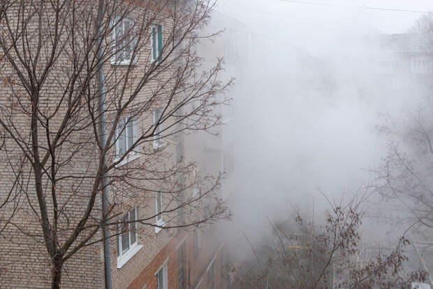 Двое москвичей, завербованных мошенниками, совершили кражу и подожгли квартиру