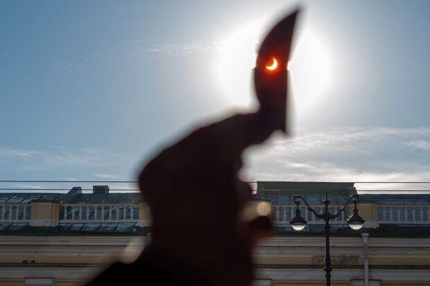 Синоптик Колесов: вчера солнце в Петербурге светило более 14 часов