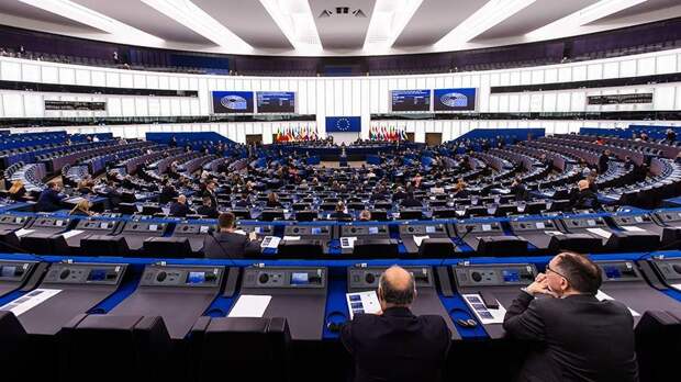 ЕС решил ответить на пошлины Трампа из-за Гренландии