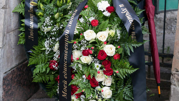 Погибших на глубоководном аппарате подводников похоронили в Петербурге
