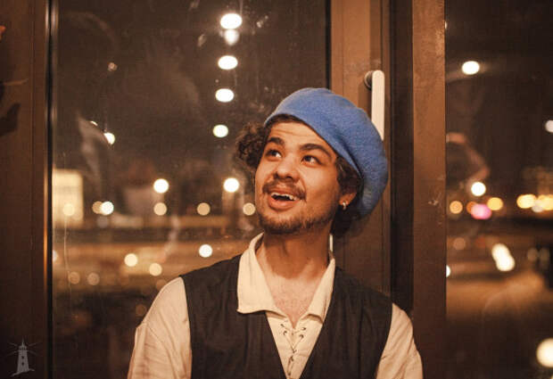 leftstud-garry3.jpg leftstud-garry3.jpg
