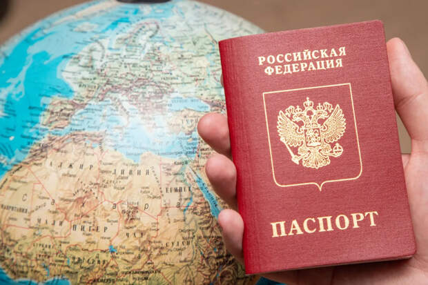 Тулякам рекомендовали срочно проверить загранпаспорта на ошибки