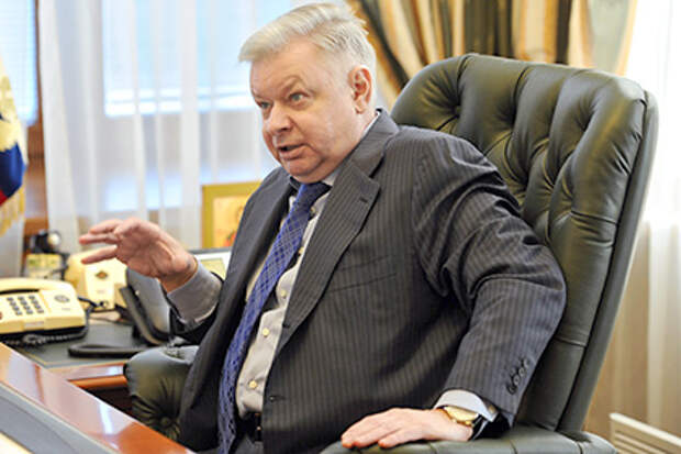 Глава ФМС пообещал оформлять внутренние паспорта за час Глава ФМС пообещал оформлять внутренние паспорта за час