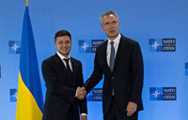 Руководство НАТО в скором времени посетит Украину