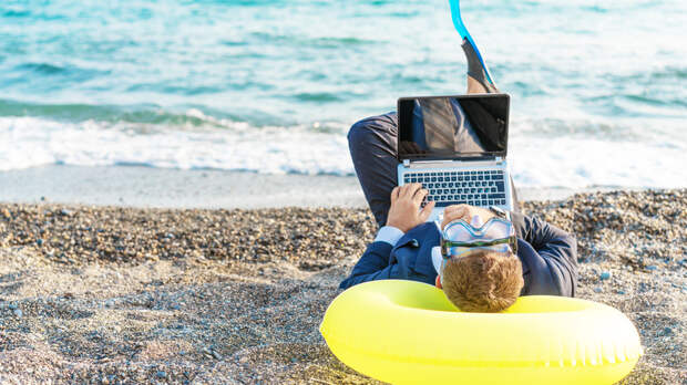 В Роскачестве рассказали об особенностях отправки сотрудника в принудительный отпуск