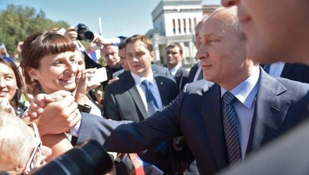 Санкции Запада сплотили россиян, пишет Financial Times Санкции Запада сплотили россиян, пишет Financial Times