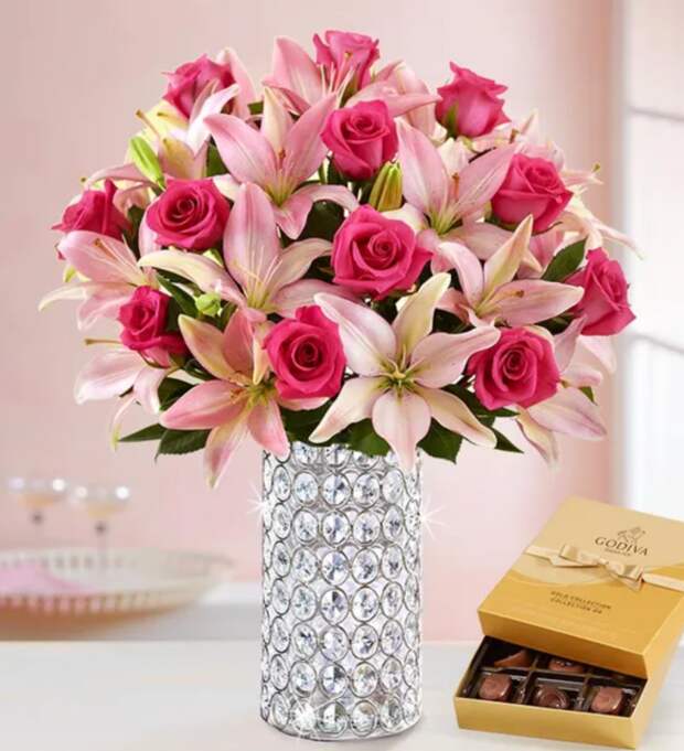 1800 MVF - Most Valuable Flowers arrangement