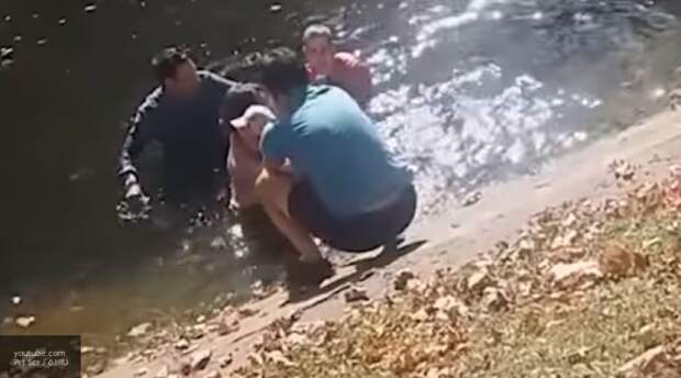 Житель Самары спас тонувшую в местном пруду семью