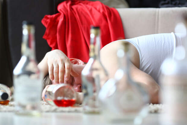 Нарколог Казанцев: вытрезвители нужны в России, особенно – зимой