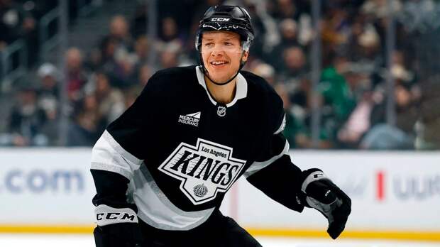 Мог играть с Овечкиным или биться за Кубок Стэнли, но выбрал большие деньги и комфорт! Панарин — в «Лос-Анджелесе»