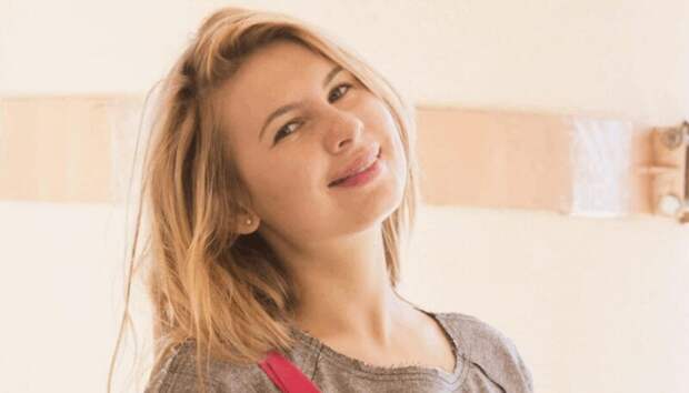 «Ангел-хранитель» чужих мужей: Анна Цуканова-Котт — звезда «Ералаша», развелась и вышла замуж в 2025