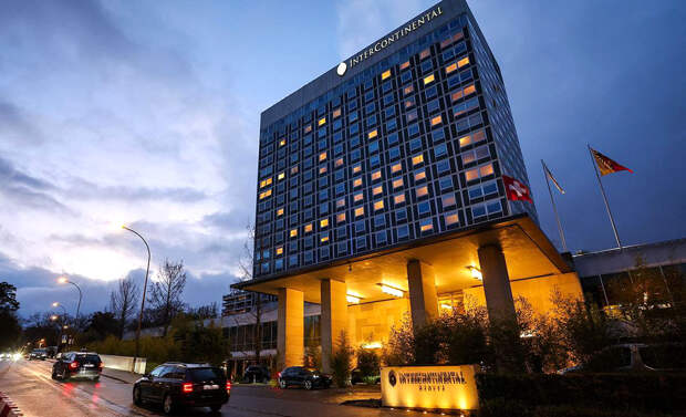 Зеленский опять устроил истерику в разгар переговоров в Женеве