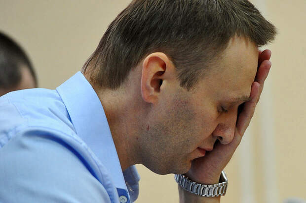 О лишении гражданства Навального