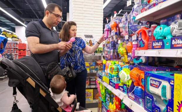 Это вам не игрушки: Бизнес в России сворачивается, налоги перестают поступать, ВВП падает