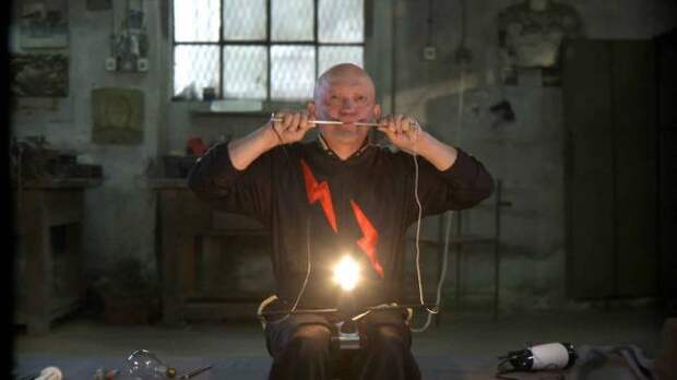 Миллион вольт через себя... grey Миллион вольт через себя...