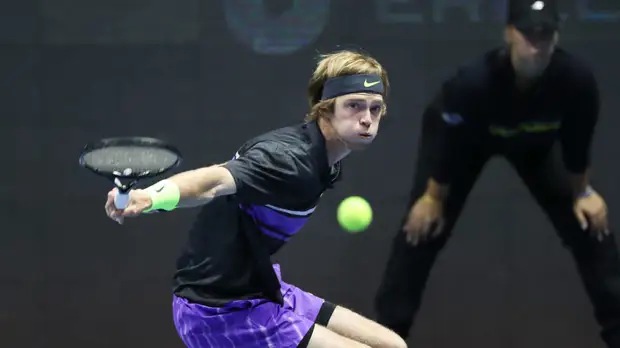 Рублёв победил Чорича в первом раунде турнира АТР в Шанхае