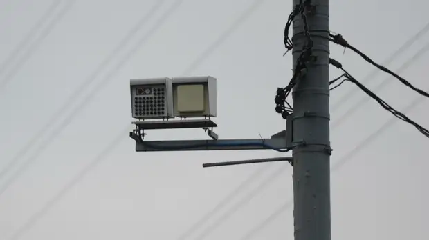 В России камеры смогут фиксировать езду с выключенными фарами