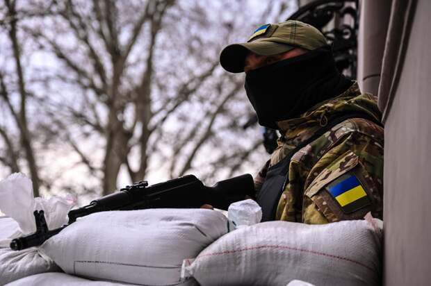 Петро сообщил о семи тысячах колумбийцев, воюющих на Украине