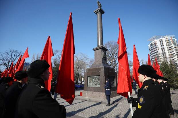 В России объяснили страх Зеленского перед 23 Февраля