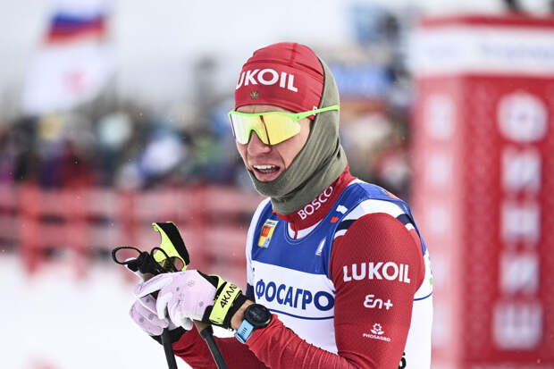 Большунов не прошел в полуфинал спринта на этапе Кубка России в Сыктывкаре