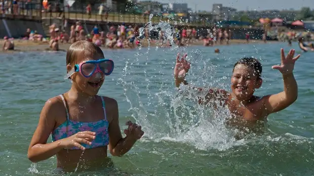 СМИ: В России могут запретить доступ к детским пляжам